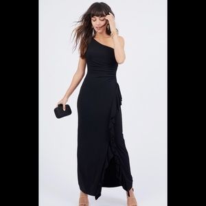 Beautiful black dress!